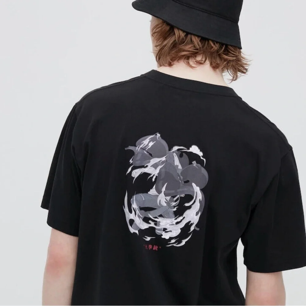 NWT RARE One Piece Film Monkey Luffy Uniqlo Anime T Shirt. Black. Size Medium - Picture 4 of 11